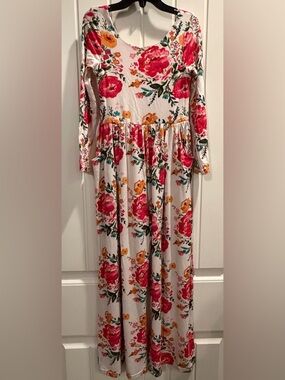 SweetHoney Cream Top with Subtle Pink Accents